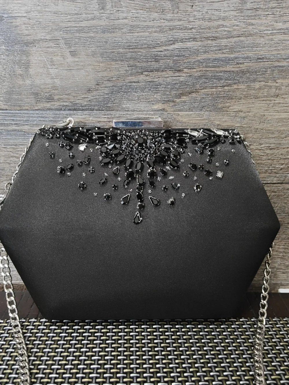 Elegant Badgley Mischka Evening Clutch with Chain Strap